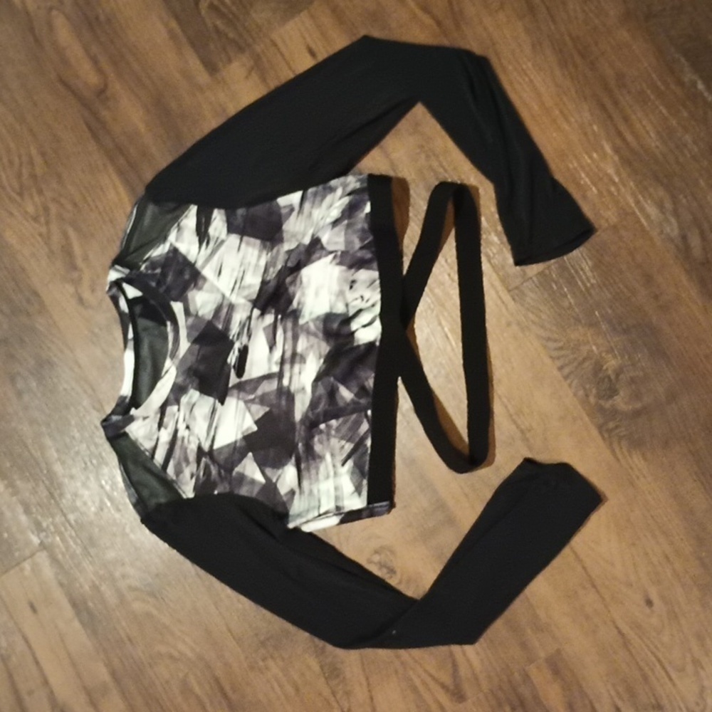 Titika Black White Printed Mesh Cutout Wrap Waist Cropped Long Sleeve Top A43